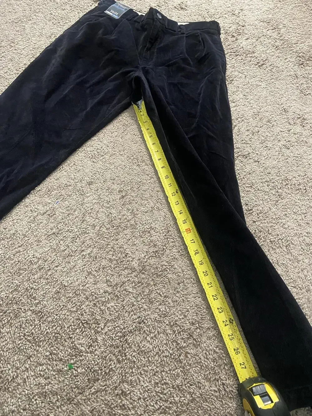 Roundtree & Yorke Pants Mens 34x34 Black Corduroy Pleated Straight Leg Stretch